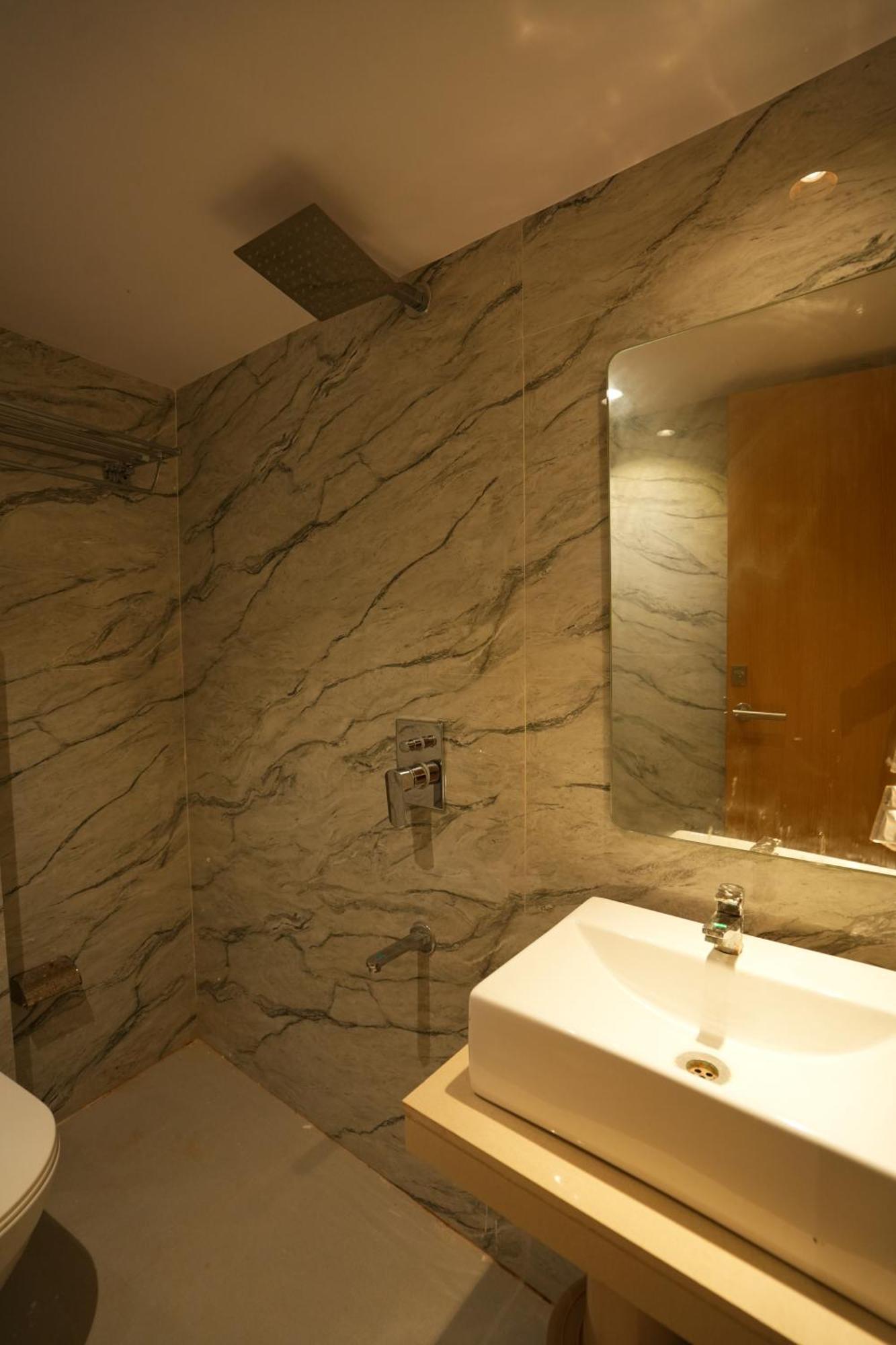 Hotel Boston Mumbai Dış mekan fotoğraf
